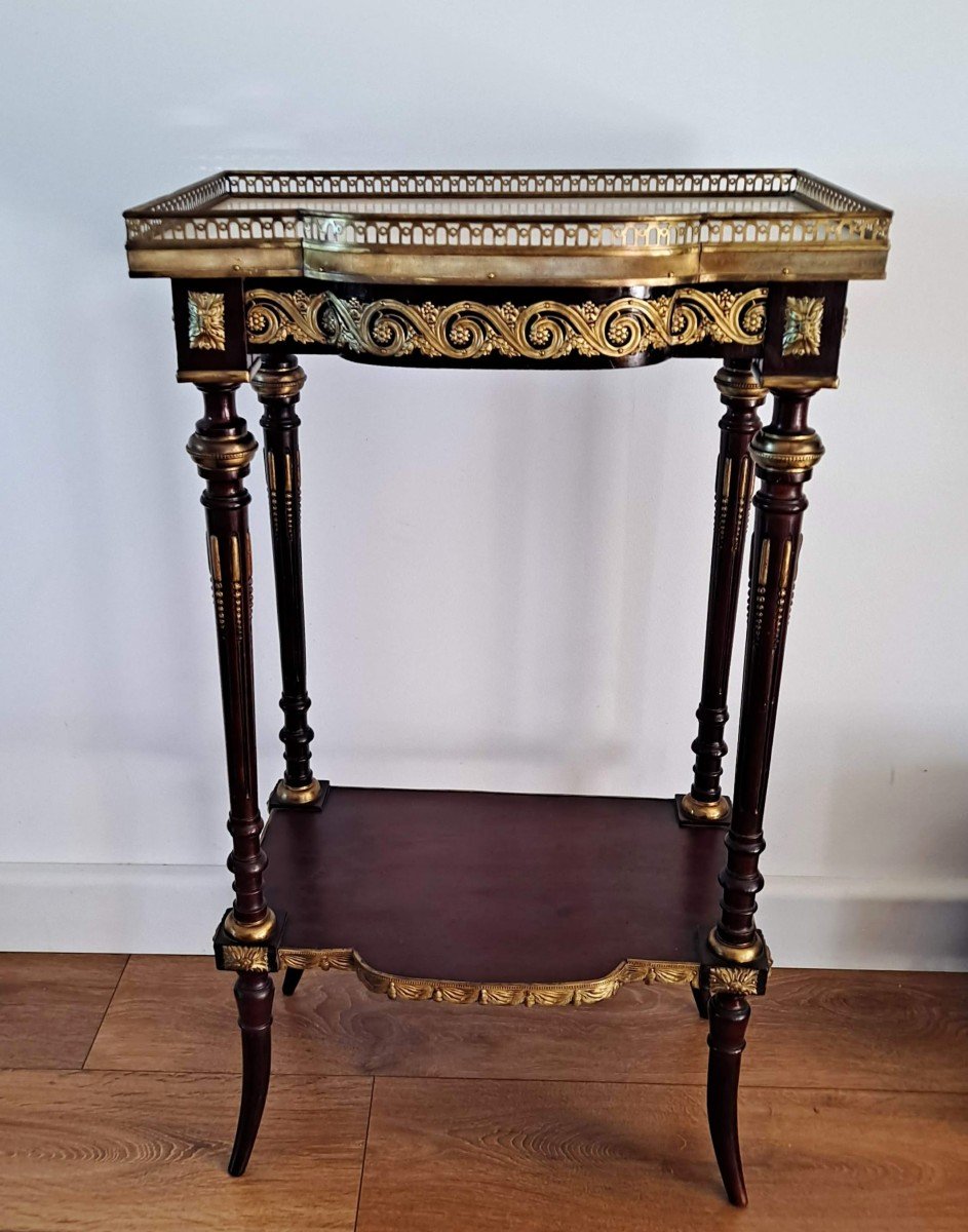 Petite Console Napoléon III En Bois Noirci Marqueterie De Laiton à Décor Végétal