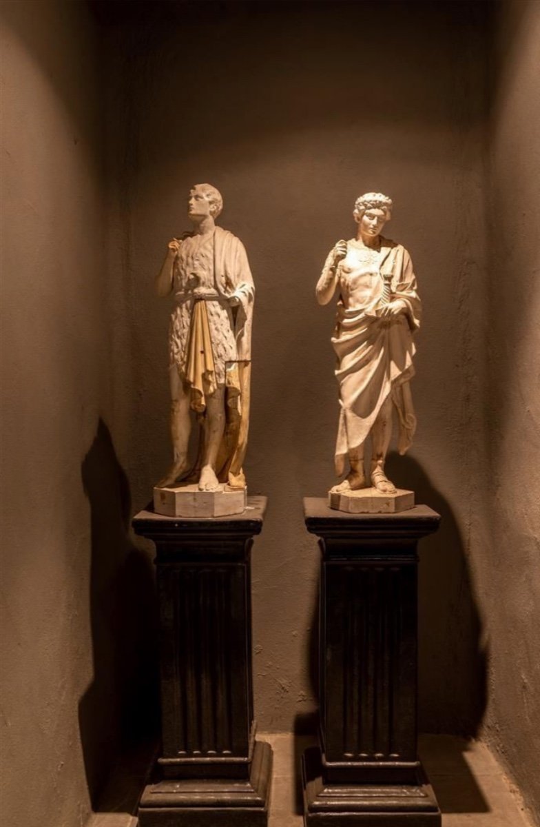 Paires De Statue, En Plâtre , Néoclassique D’études