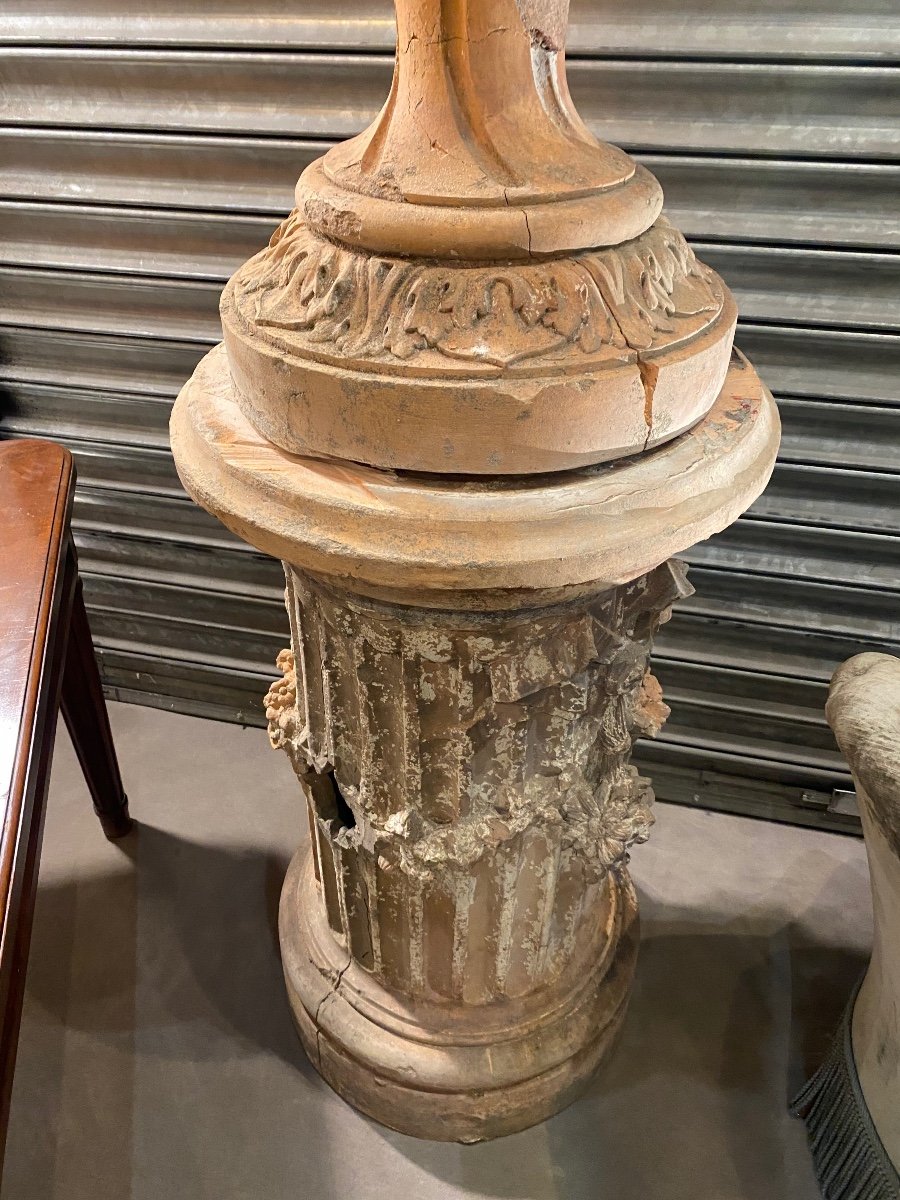 Important Pair Of Vases On Garden Terracotta Column-photo-4