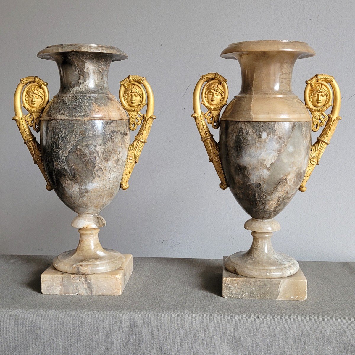 Pair Of Antique Vases, Circa 1820.-photo-4