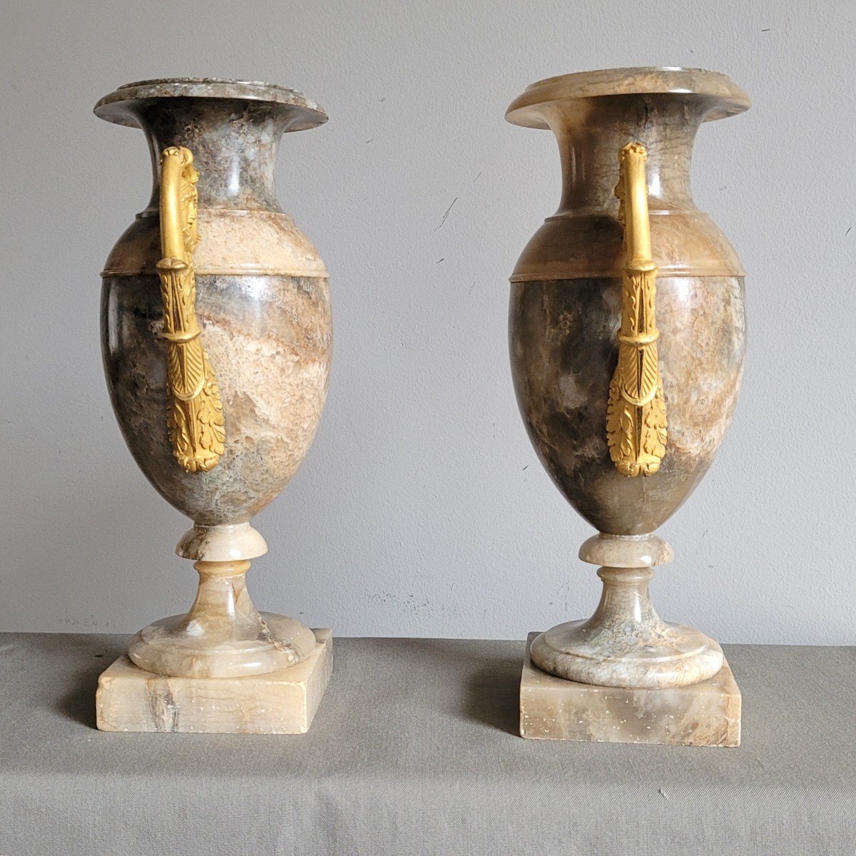 Pair Of Antique Vases, Circa 1820.-photo-1