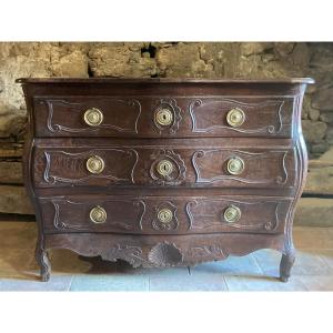 18th Century Chest Of Drawers 