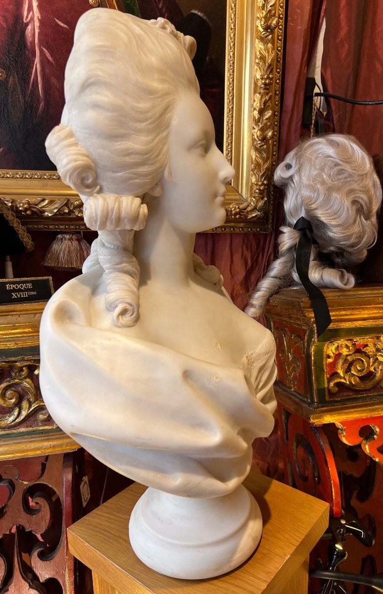 élégante Jeune Femme, Circa 1770, Carrara Marble Bust XVIIIth. (*)-photo-1