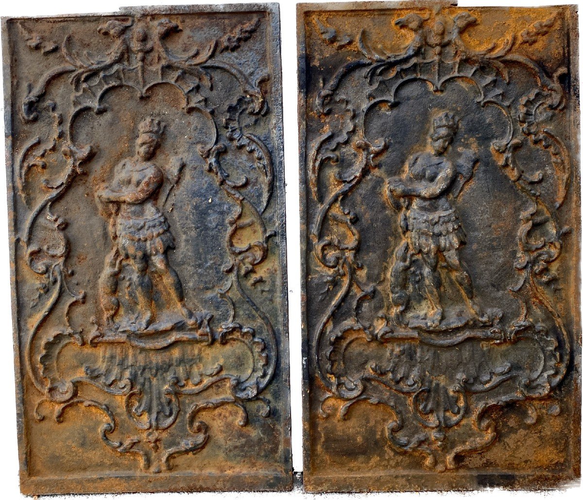 Pair Of Plates In Cast Iron XIX Century-photo-1