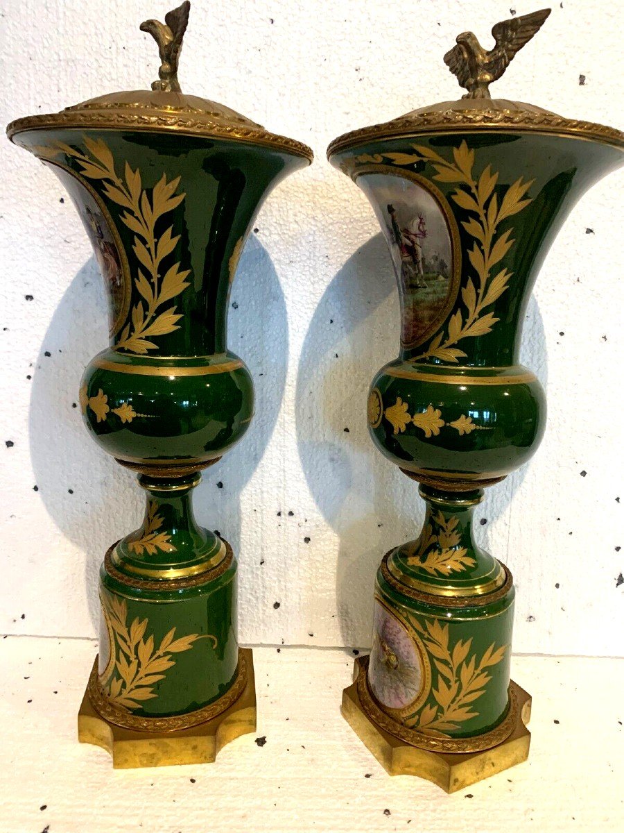 Paire De Vases Couvert De Style Empire En Faïence Fine  XX Siècle -photo-4