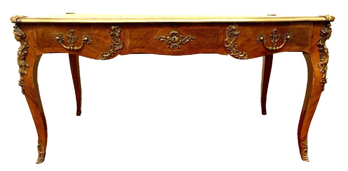 Bureau d'Apparat De Style Louis XV Dessus De Cuir Fauve XIX Siècle