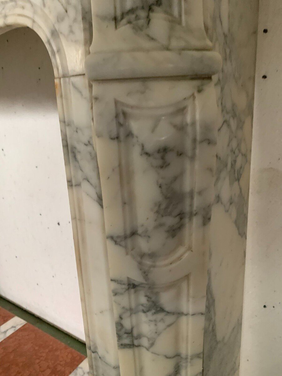 Louis XV Style Fireplace Model Pompadour White Veined Marble 20th Century-photo-3