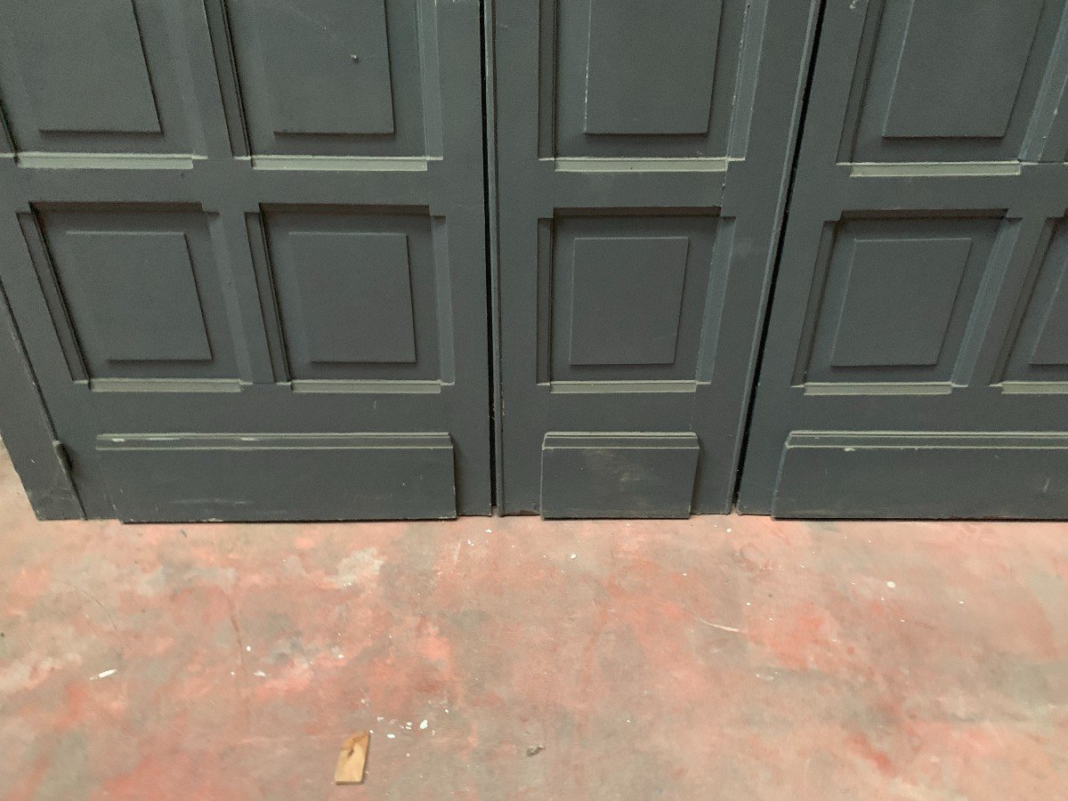 Front Of A Cupboard In Patinated Beech With 20th Century Doors-photo-2