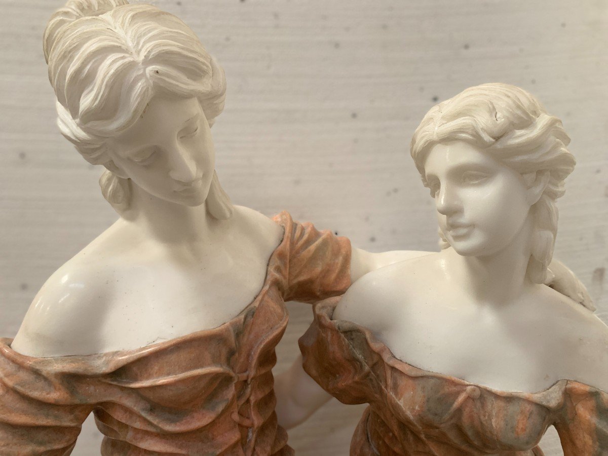 Sculpted Marble Group "two Young Women With A Basket Of Flowers" 20th Century-photo-2