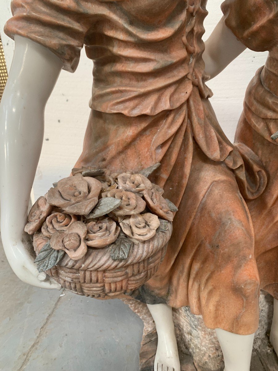 Sculpted Marble Group "two Young Women With A Basket Of Flowers" 20th Century-photo-6