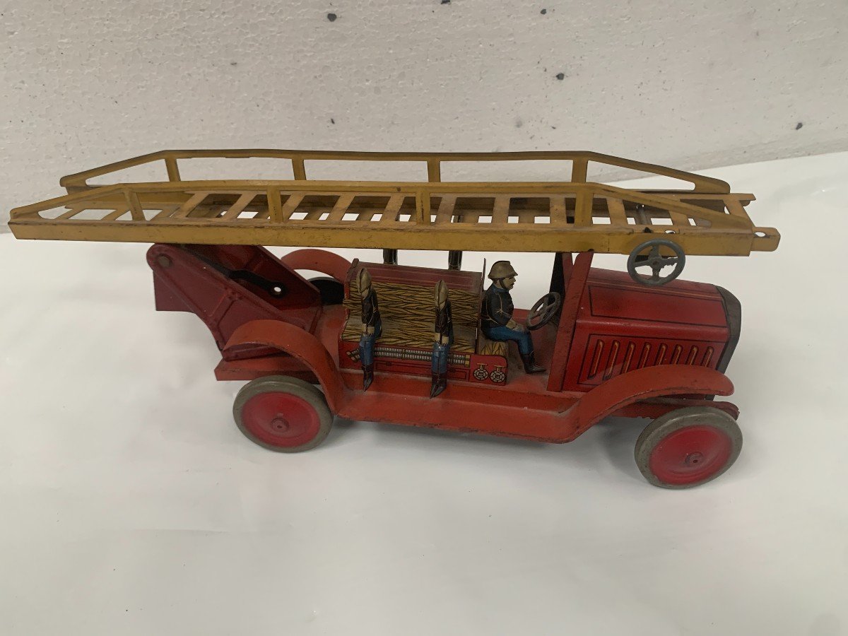 Antique Toy "large Ladder Fire Truck" 20th Century-photo-1