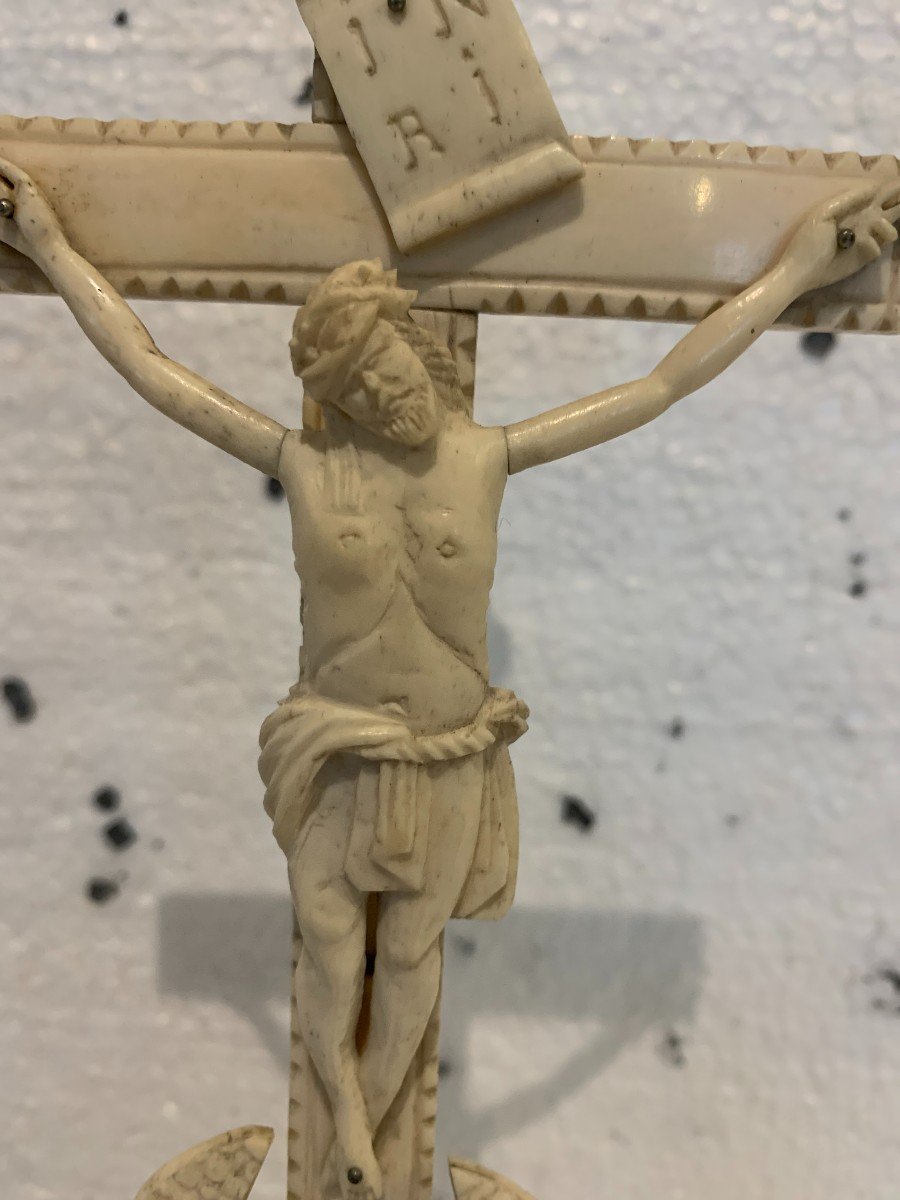 Carved Crucifix Devotional Object 19th Century-photo-2