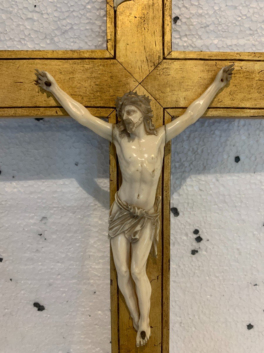 Crucifix En Bois Naturel Objet De Culte Et De Dévotion XIX Siècle-photo-4