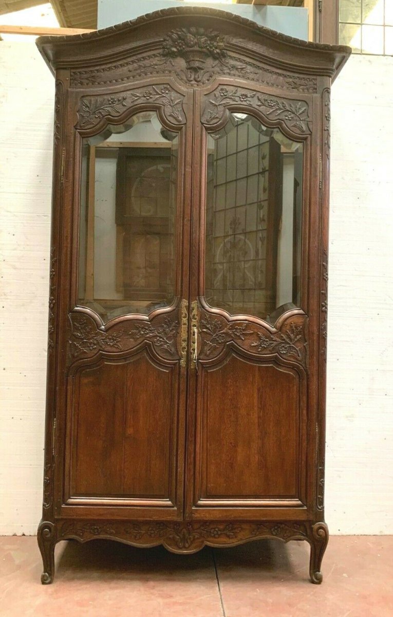 Armoire De Mariée En Chêne Sculpté Vitrine Deux Portes XIX Siècle