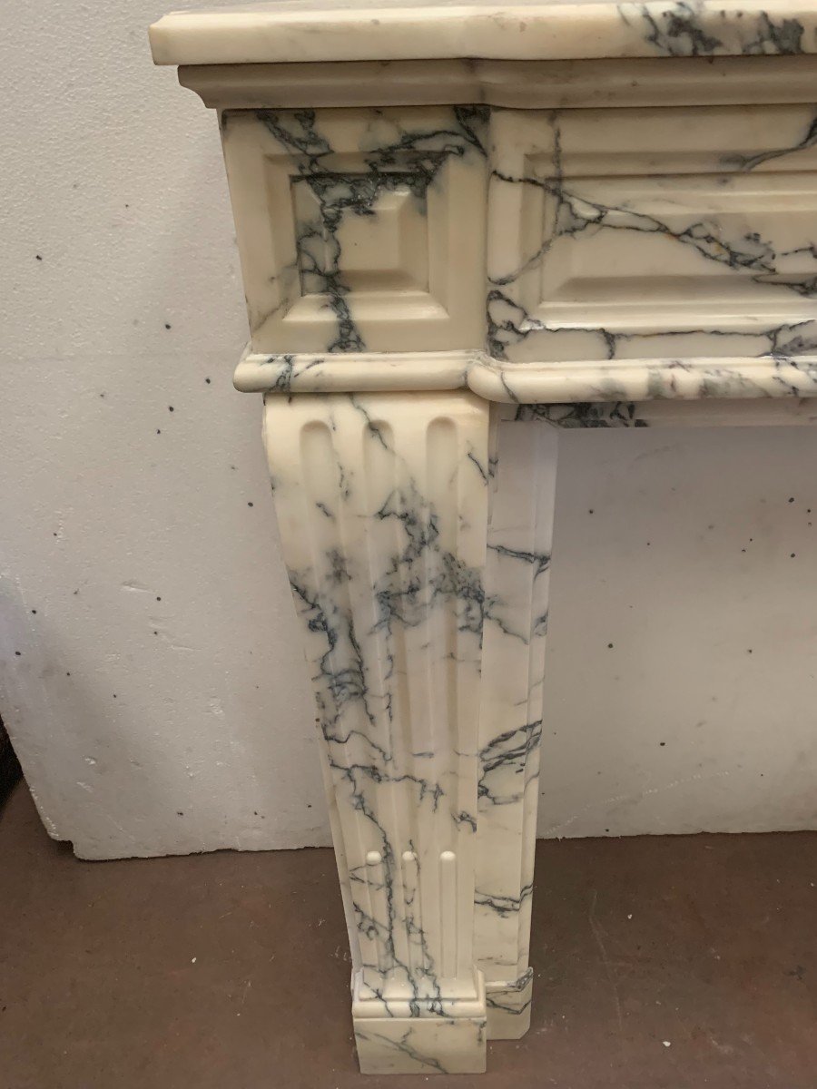 Louis XVI Style Fireplace In Veined White Carrara Marble XIX Century-photo-4