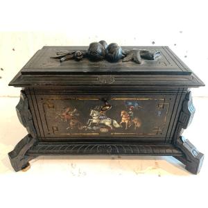 Coffret A Bijoux En Bois Noir Sculpté A Décor Polychrome XIX Siècle