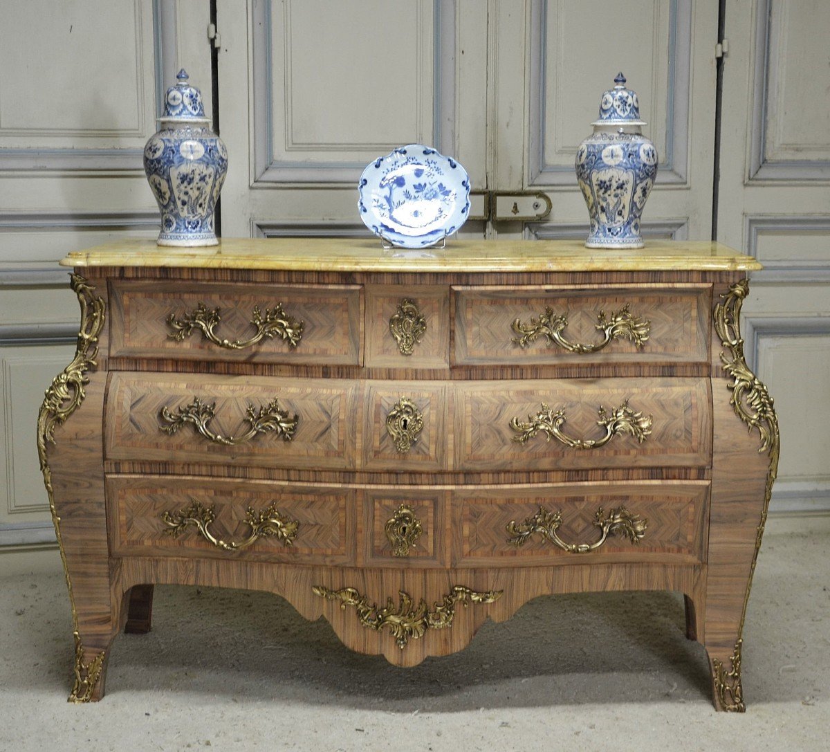 Commode Tombeau En Marqueterie