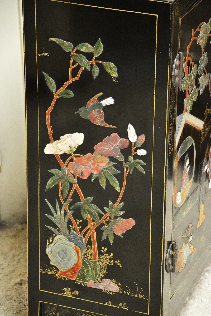 Pair Of Chinese Lacquered Bedside Tables And Semi-precious Stones. Twentieth Century-photo-6