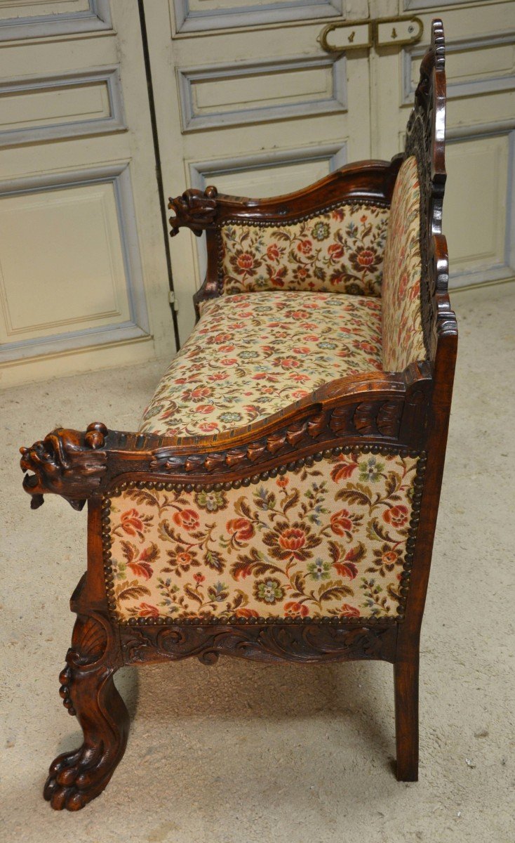 Renaissance Style Walnut Sofa-photo-2