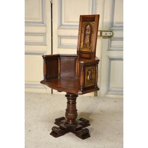 Neo-gothic Style Rotating Office Armchair.