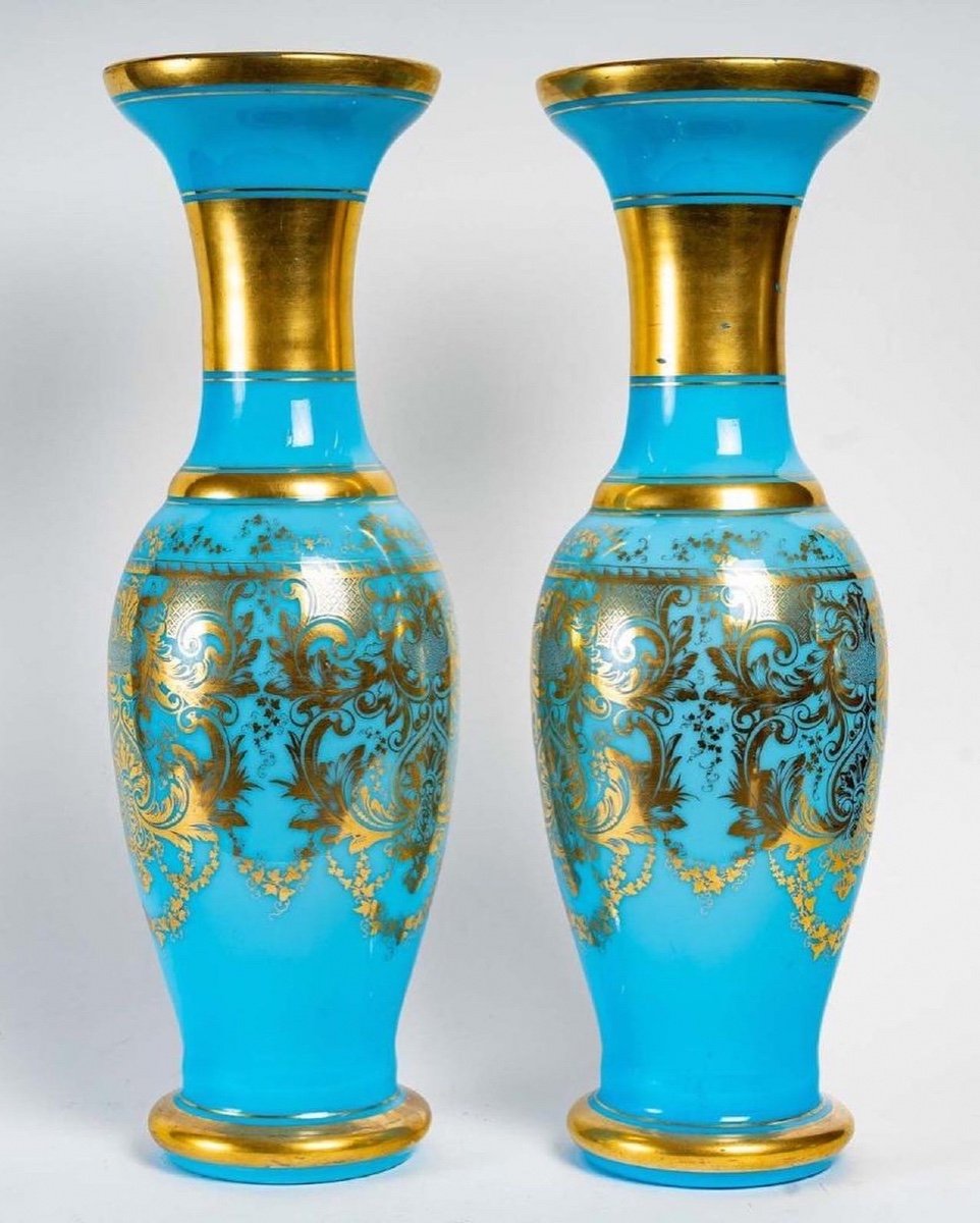 Paire De Vases En Cristal, Opaline Bleu, Baccarat 50 Cm