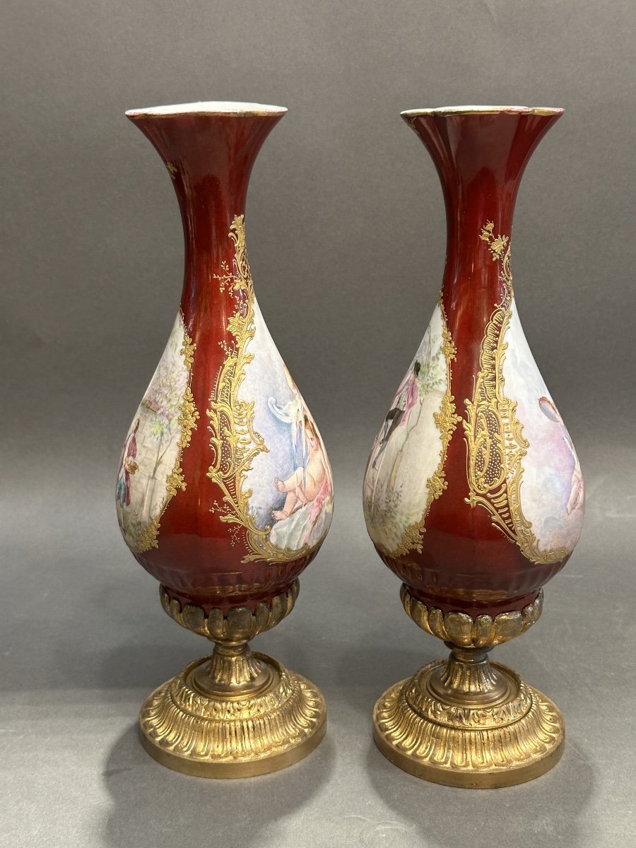 Paire De Vases En Porcelaine De Sèvres -photo-4