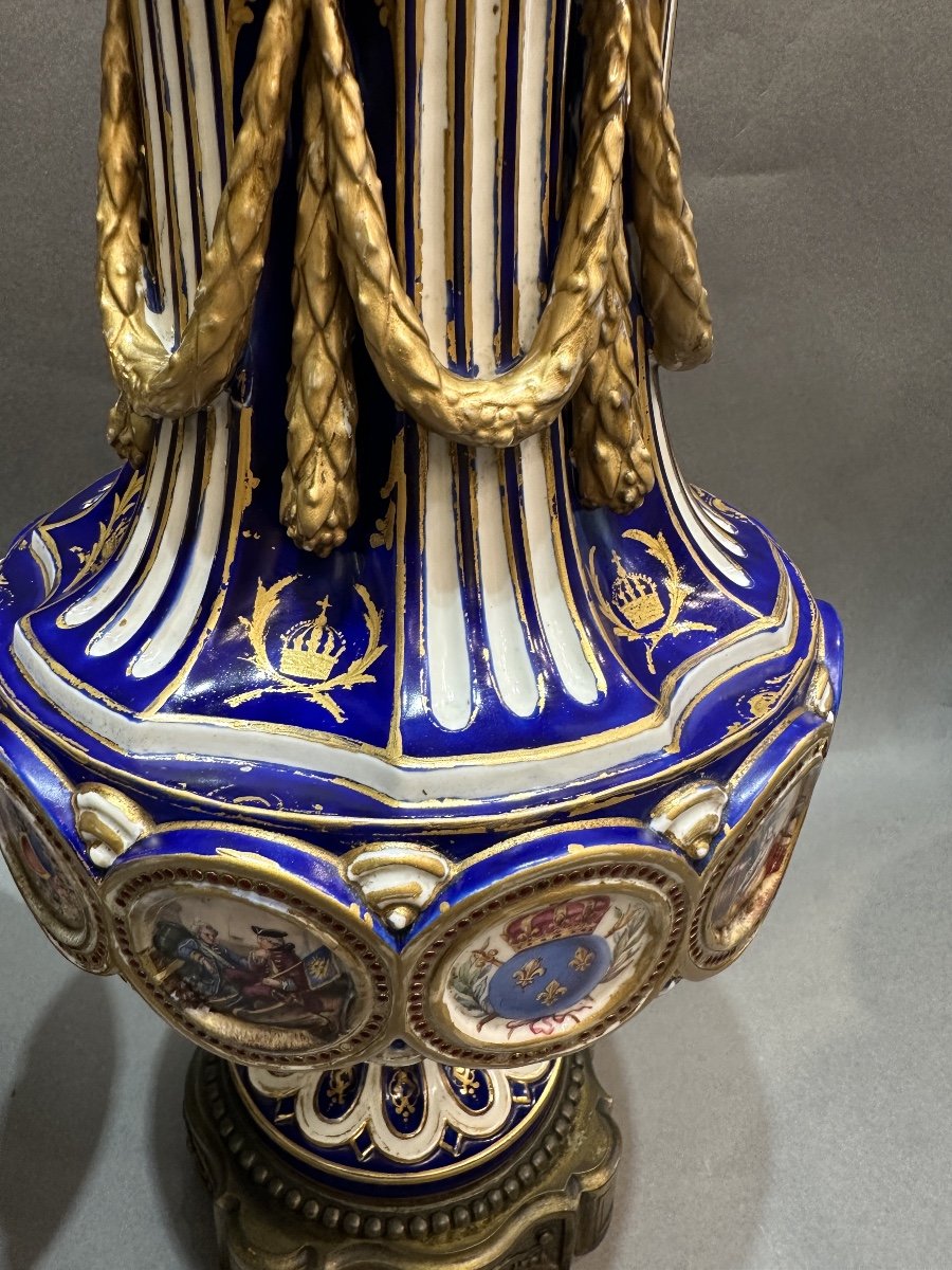 Pair Of Sèvres Porcelain Vases -photo-4