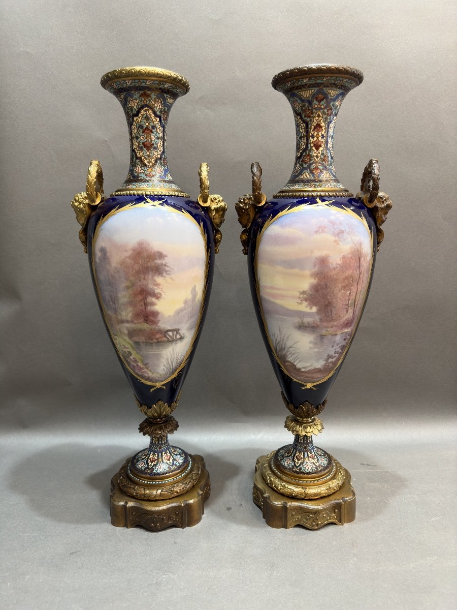 Paire De Vases En Porcelaine De Sèvres Et Cloisonné -photo-5