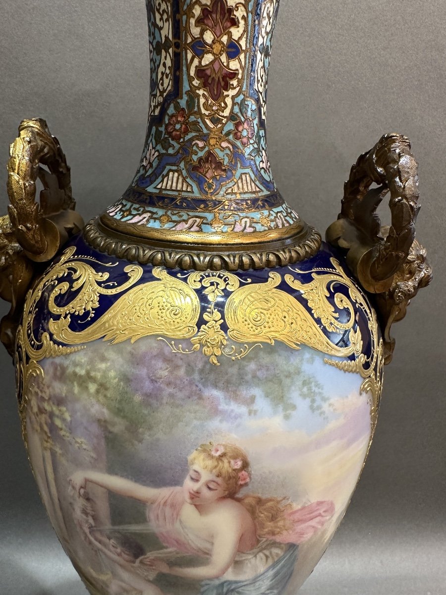 Paire De Vases En Porcelaine De Sèvres Et Cloisonné -photo-6