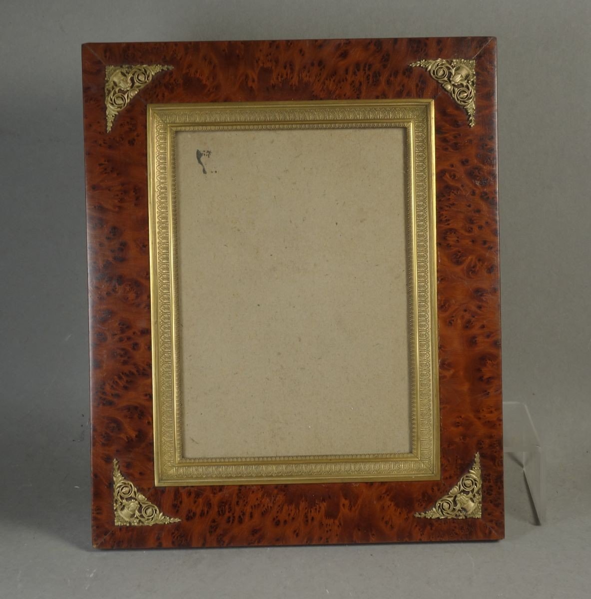 Restoration Style Frame 1st Half 20th Century Tuya Veneer And Golden Brass -photo-2