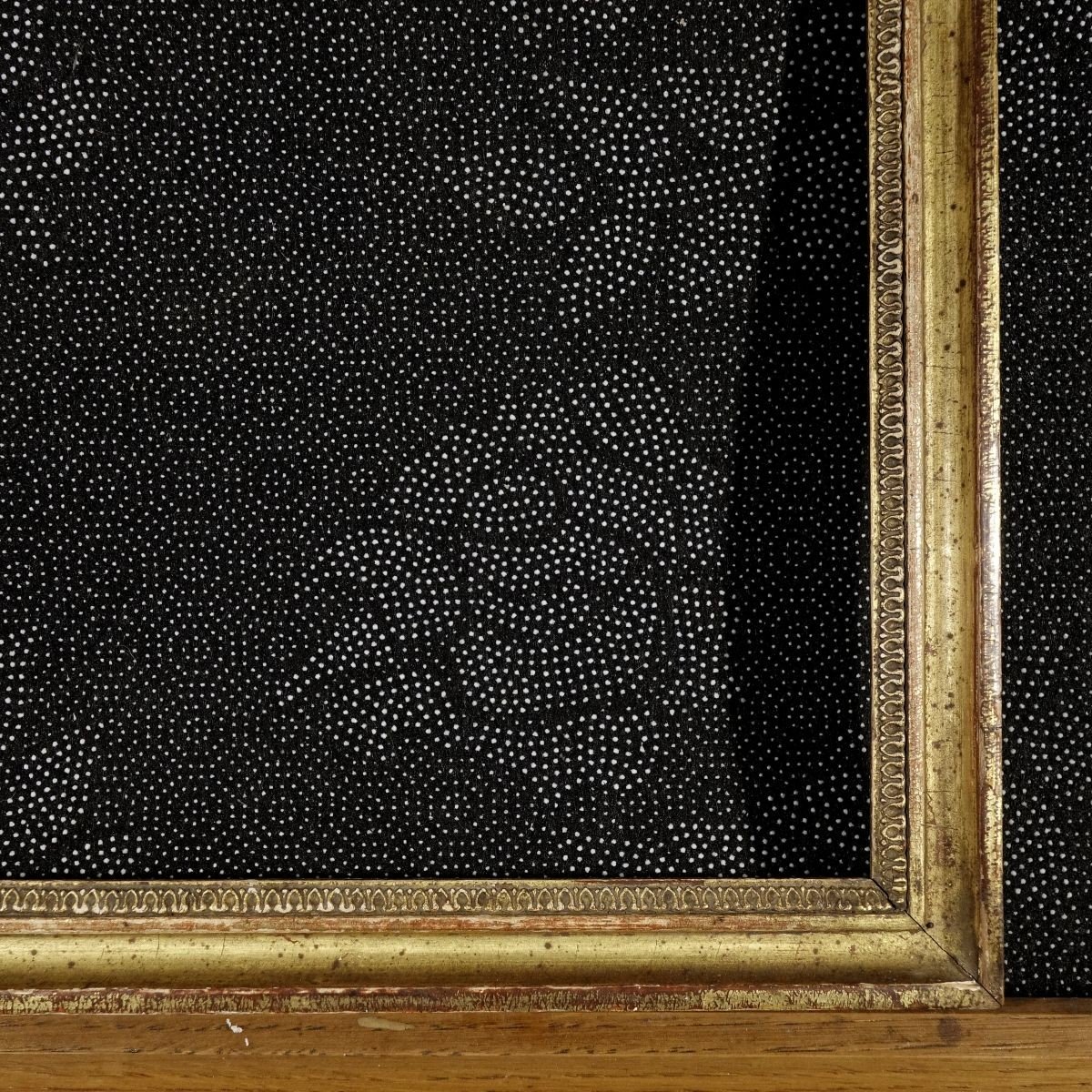 Small Frame Early 19th Century Wood Stucco Gilded Rebate: -photo-3