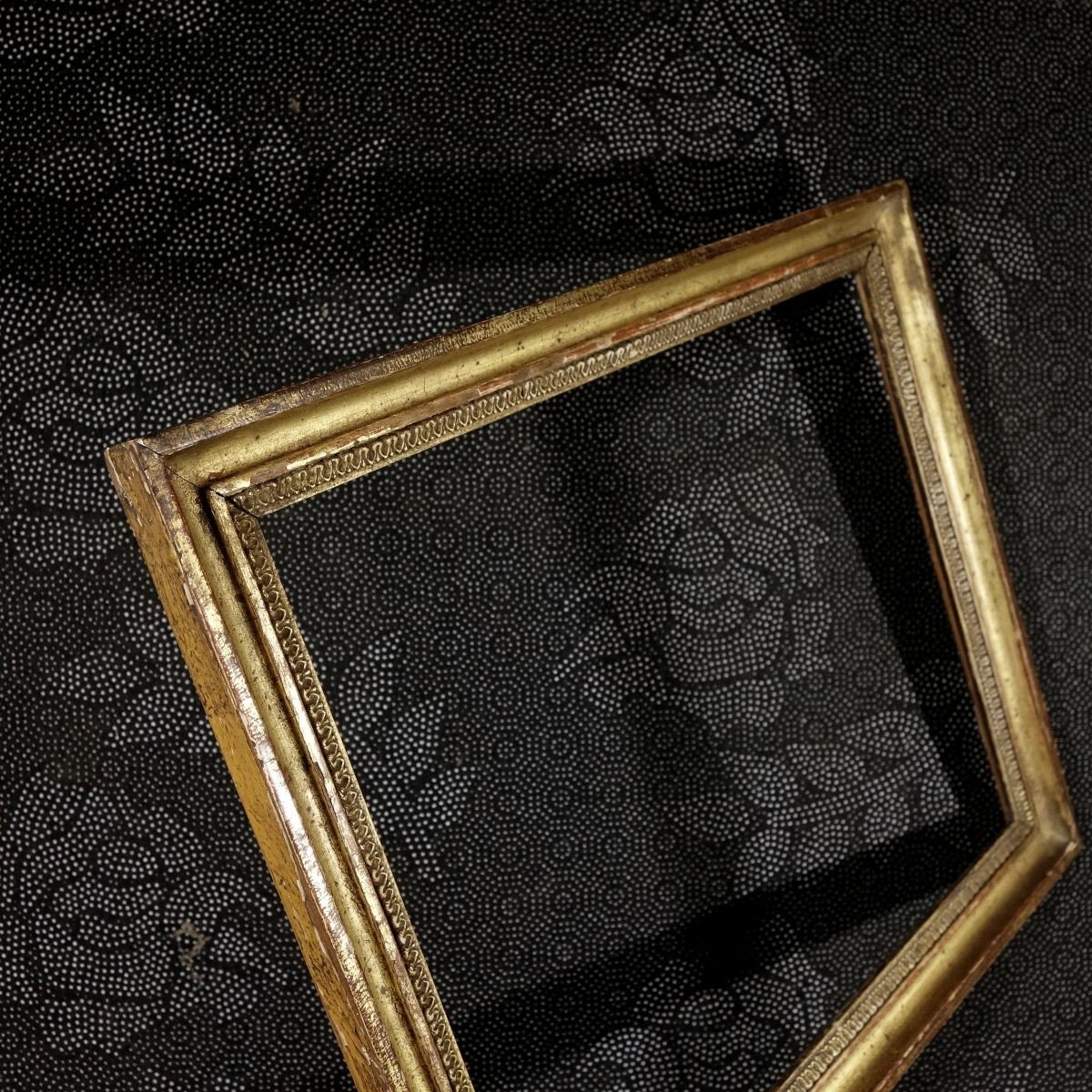 Small Frame Early 19th Century Wood Stucco Gilded Rebate: -photo-4