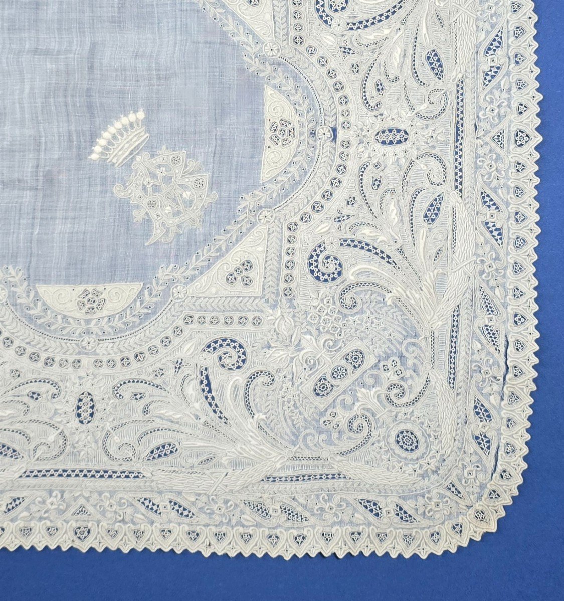 19th Century Count's Crown Wedding Handkerchief-photo-3