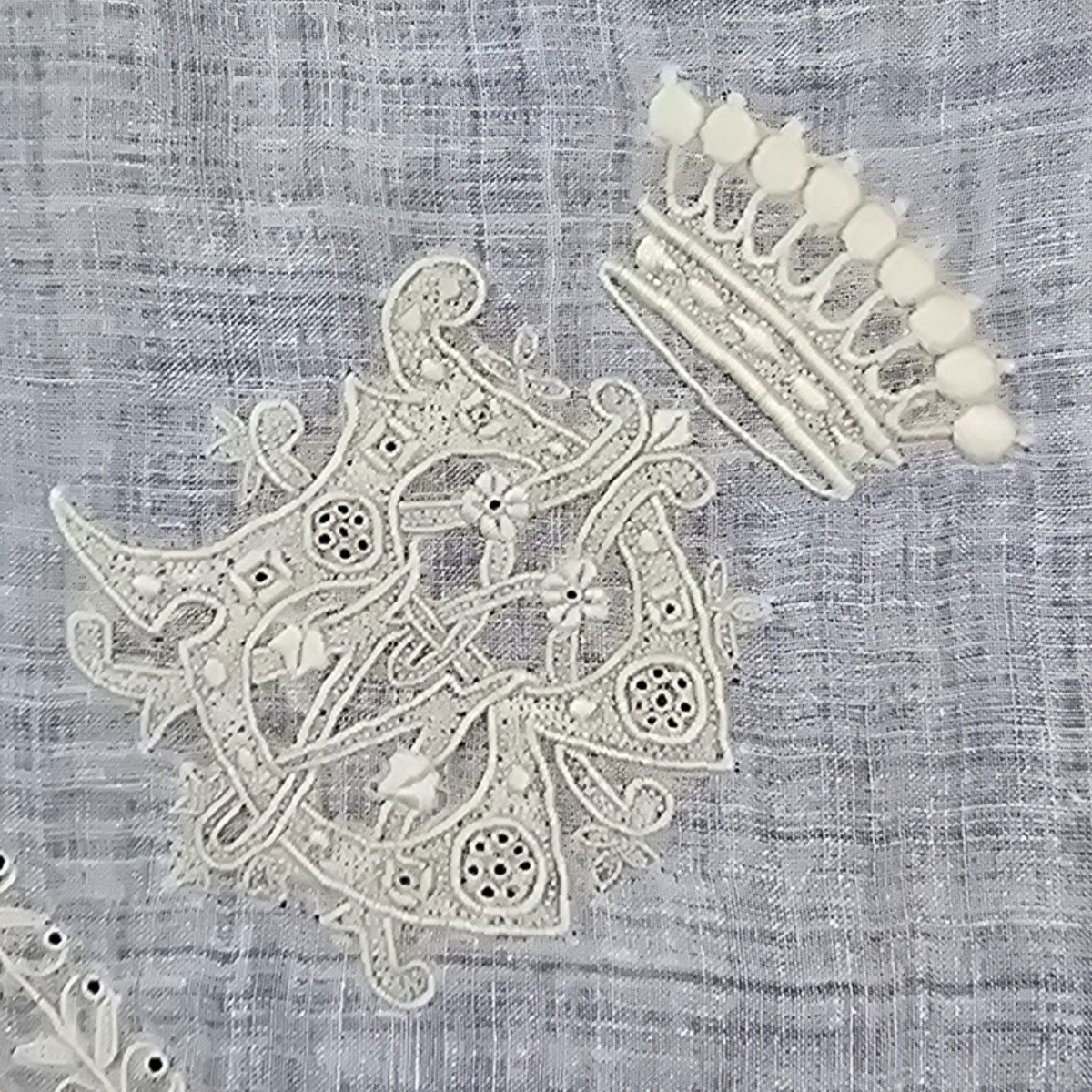 19th Century Count's Crown Wedding Handkerchief-photo-3