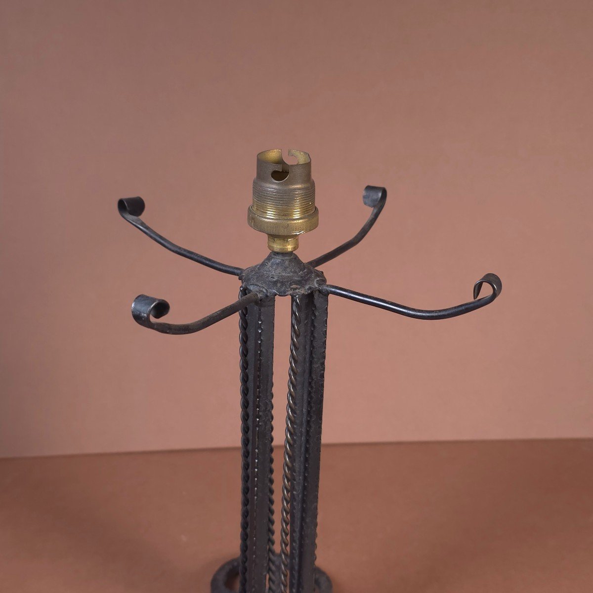 Art-deco Wrought Iron Lamp Base-photo-2