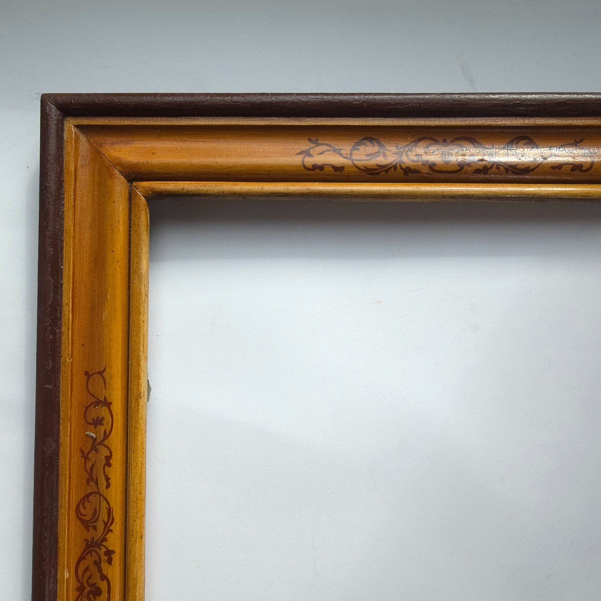 19th Century Painted Wood Frame-photo-2