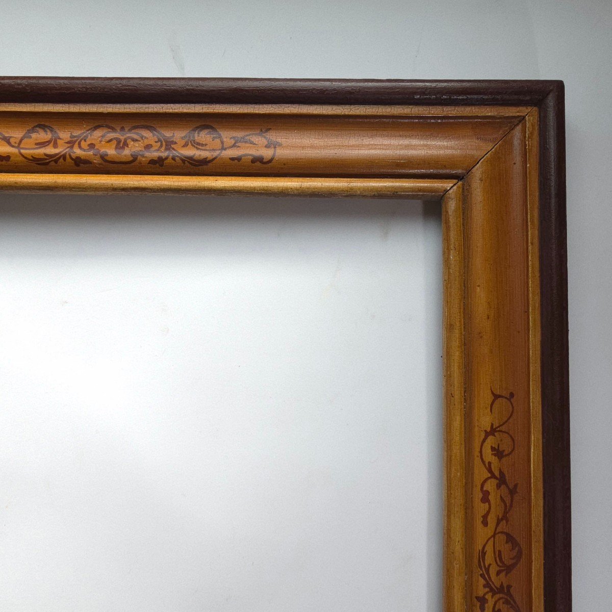 19th Century Painted Wood Frame-photo-3