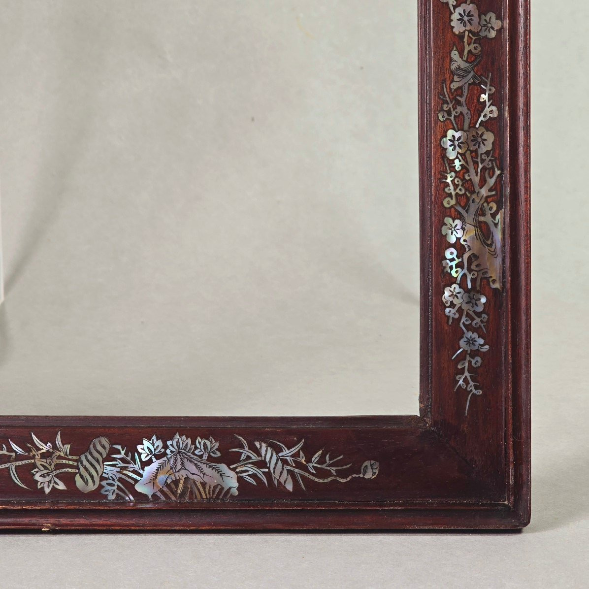 Small Asian Frame 20th Century Mother-of-pearl Marquetry-photo-1