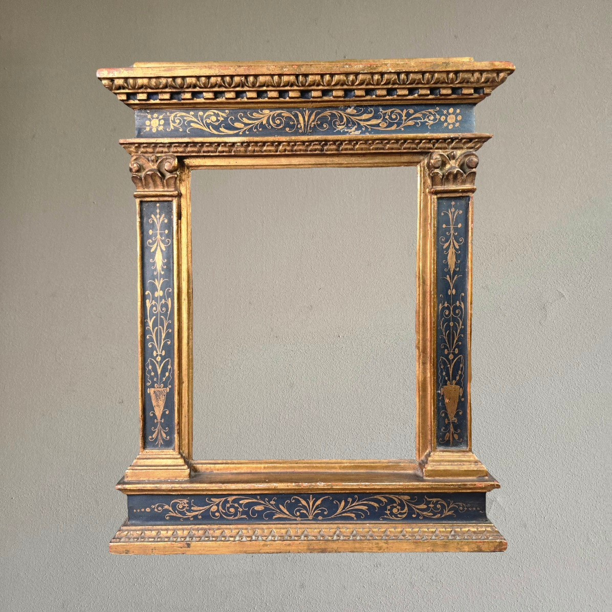 Renaissance Style Frame Tabernacle Mid 20th Century Rebate: 23.5 X 18 Cm