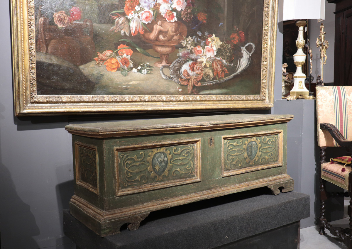 Lacquered Chest With Coats Of Arms, Tuscany, Late 17th Century