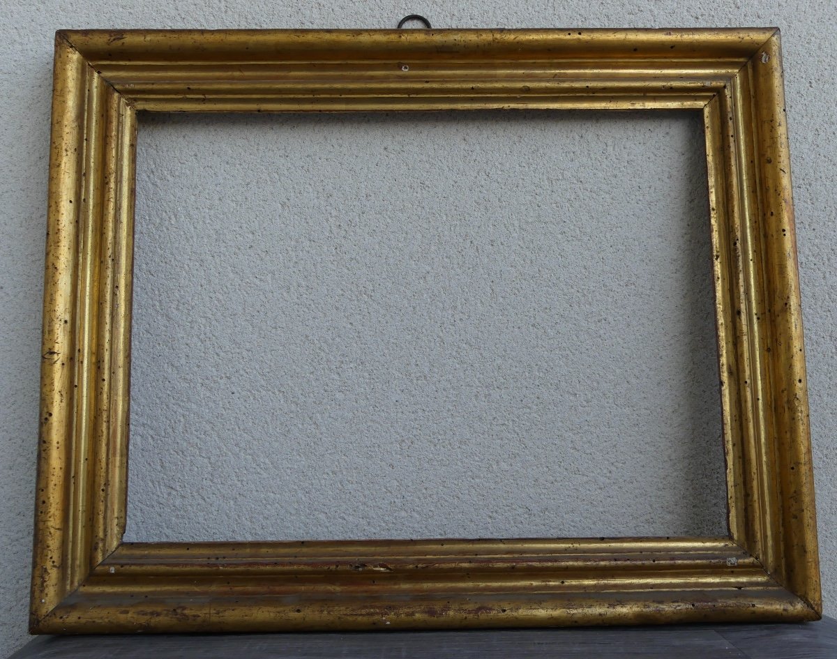 18th Century Molded And Gilded Wooden Frame