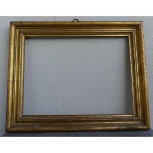 18th Century Molded And Gilded Wooden Frame