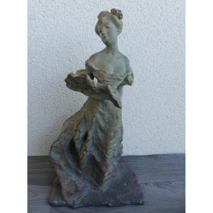 Sculpture Terre Cuite, Jeune Femme à l'éventail Par Cacciapuoti Guido.