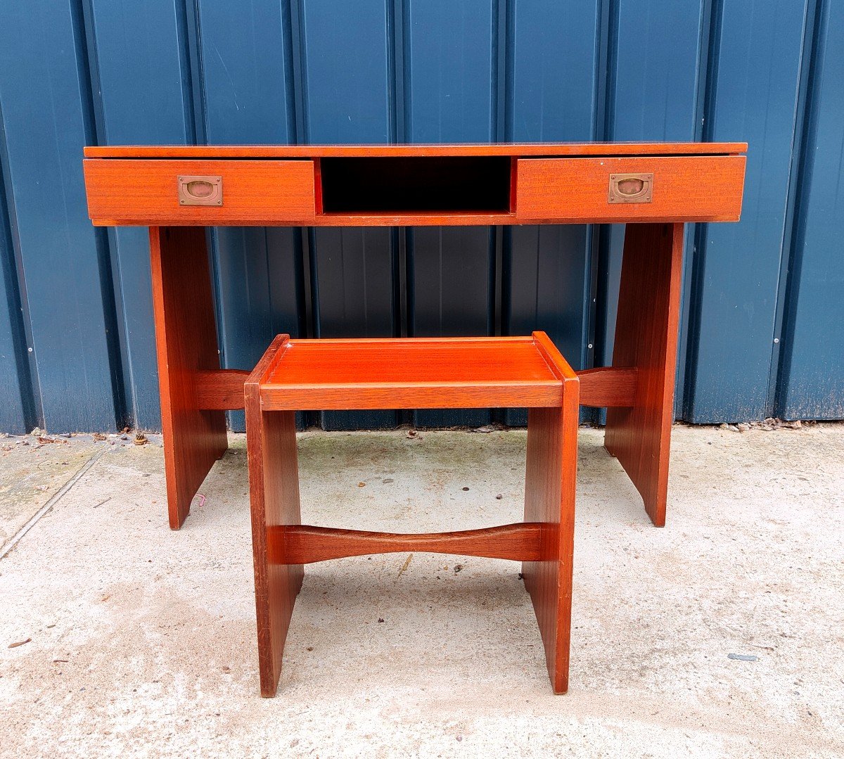 Scandinavian Desk + 70s Chairs Maison Gautier-photo-4