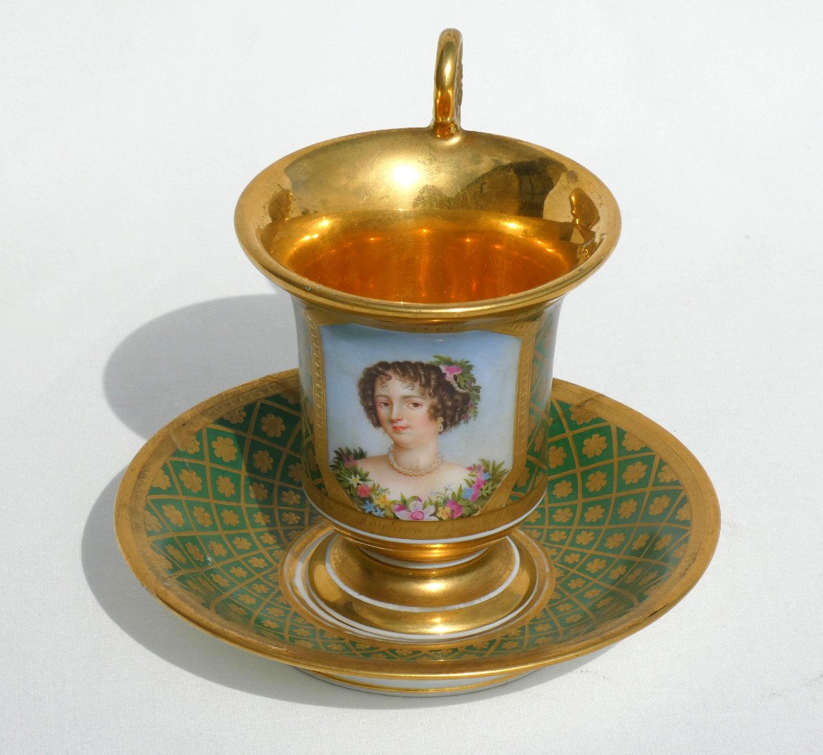 Empire Style Paris Porcelain Cup, Painted Portrait Of Madame De Maintenon, Circa 1820 19th-photo-4