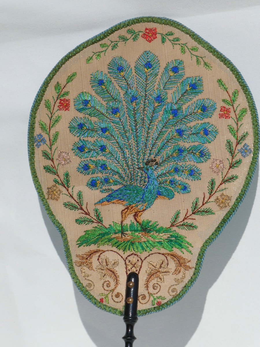 Face Shield Napoleon III Period, Peacock Decor, 19th Century Embroidery, 19th Century Fan -photo-2