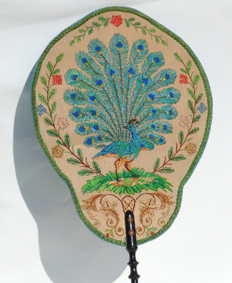 Face Shield Napoleon III Period, Peacock Decor, 19th Century Embroidery, 19th Century Fan -photo-3