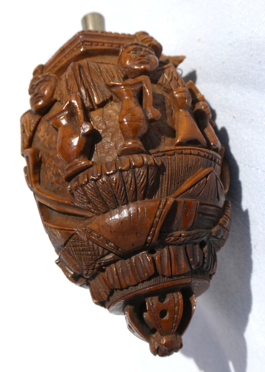 Carved Corrozo Nut, Religious Decor Shaker, The Passion Of Christ, 19th Century Tobacco -photo-4