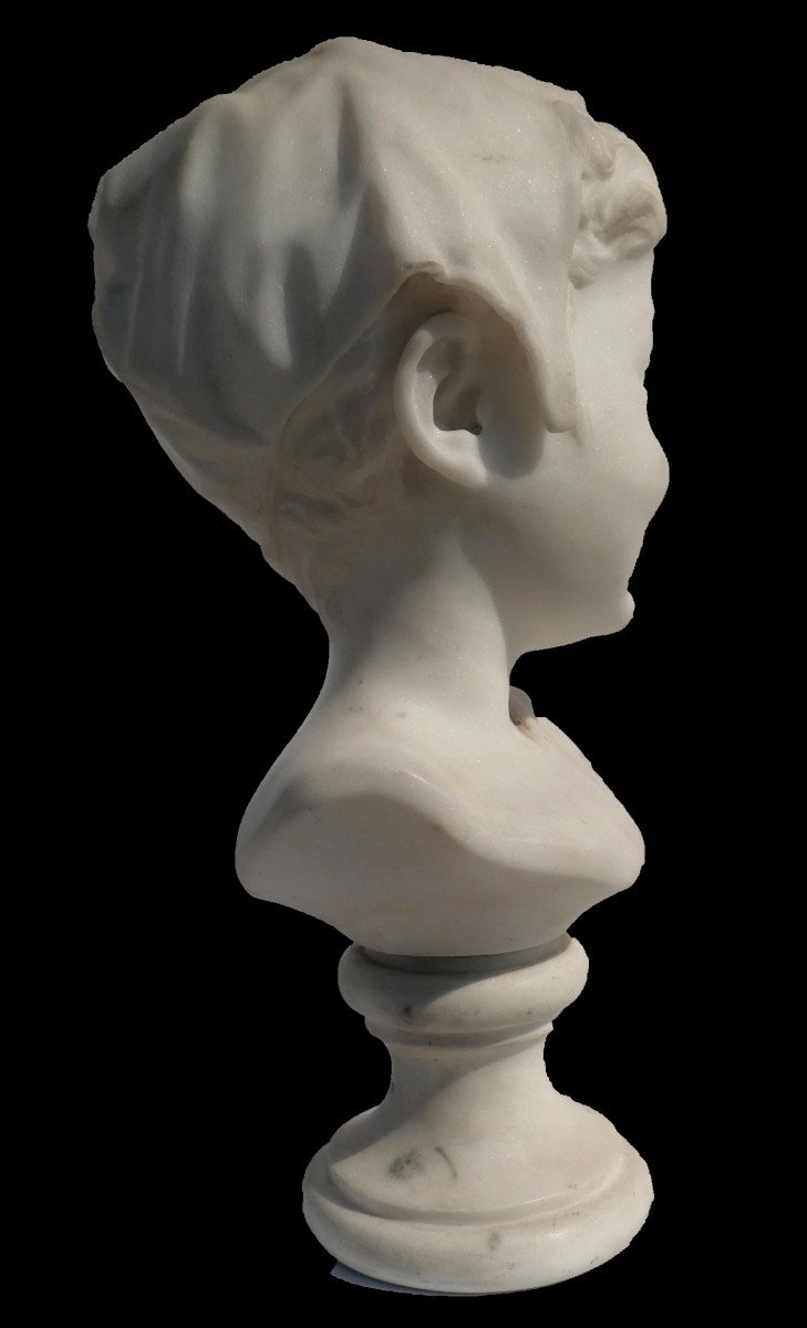 White Carrara Marble Bust Of A Young Neapolitan Child, 19th Century School Of Napoleon III-photo-2