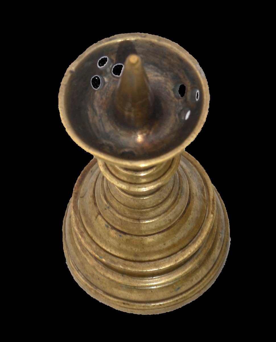 Miniature Flemish Candlestick Pic 17th Century Haute Epoque Candle Holder, Flanders, Candlestick-photo-3